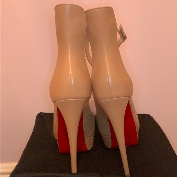 Christian Louboutin platform heels - Picture 6 of 8